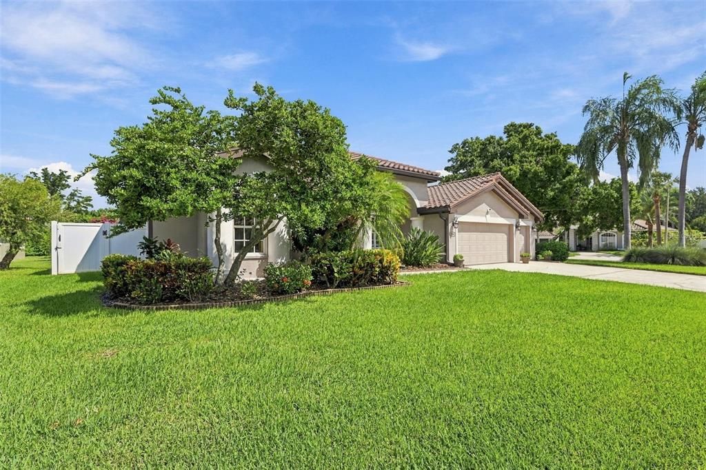 For Sale: $1,075,000 (4 beds, 3 baths, 3379 Square Feet)