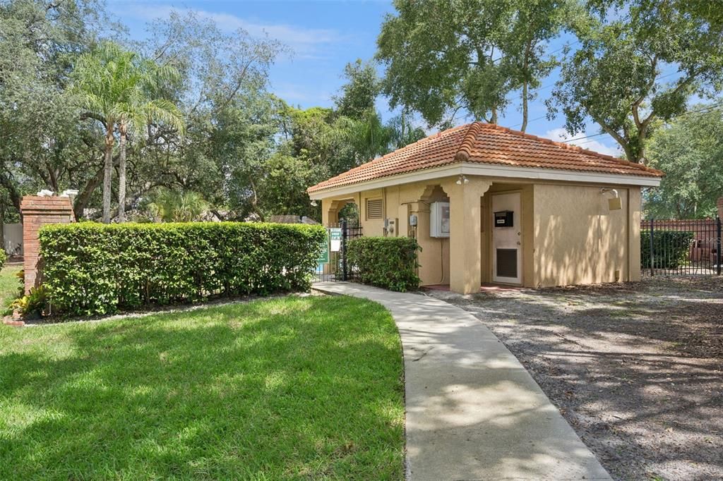 For Sale: $350,000 (2 beds, 2 baths, 1903 Square Feet)