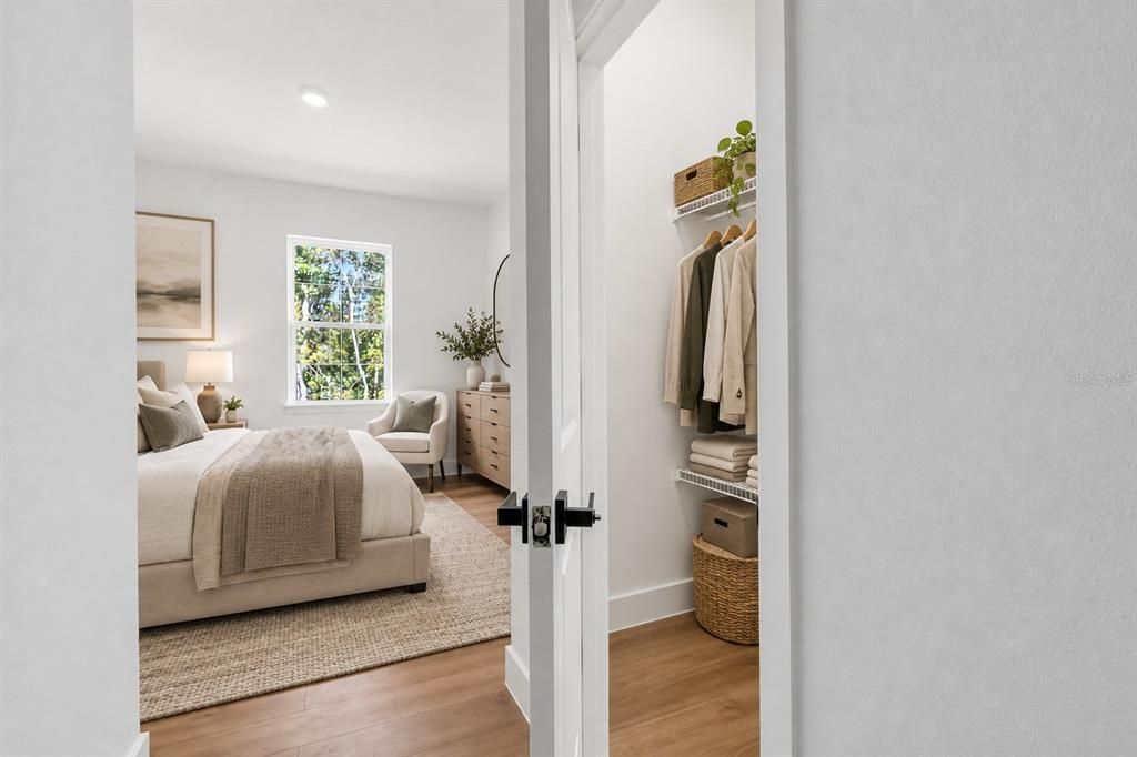 For Sale: $339,900 (4 beds, 3 baths, 1964 Square Feet)