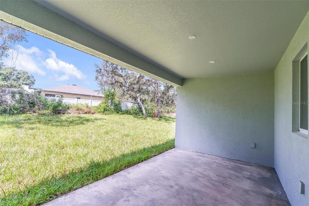 For Sale: $339,900 (4 beds, 3 baths, 1964 Square Feet)