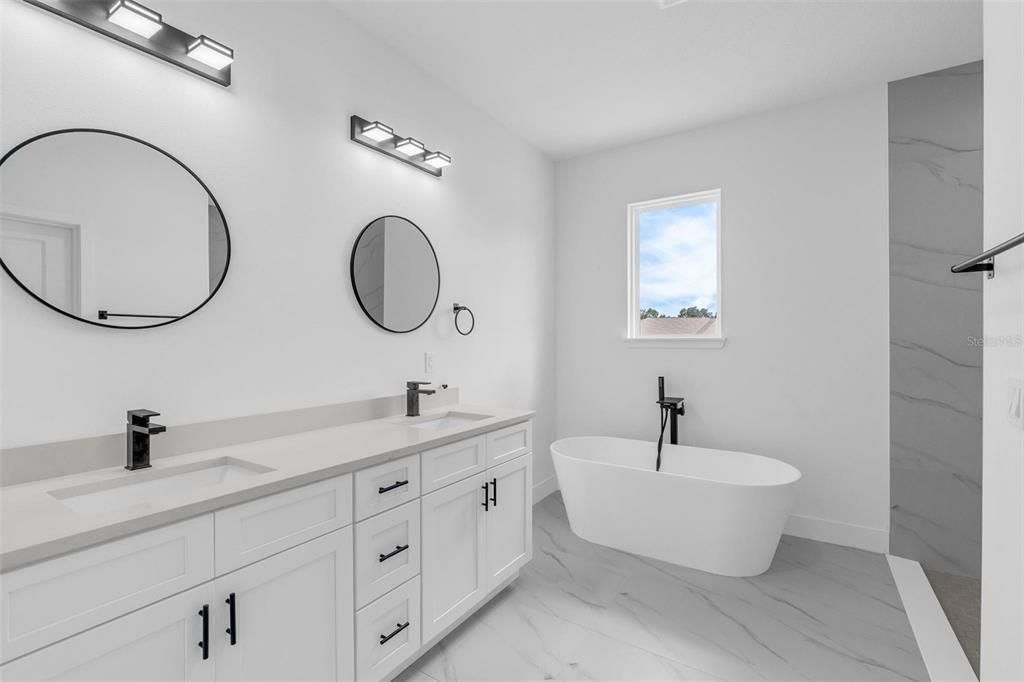 For Sale: $339,900 (4 beds, 3 baths, 1964 Square Feet)
