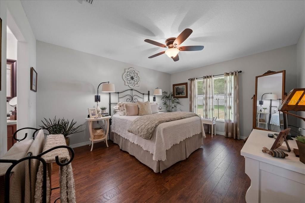 En Venta: $259,890 (3 camas, 2 baños, 1374 Pies cuadrados)