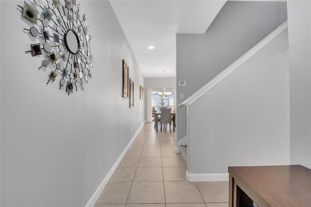 En Venta: $339,000 (4 camas, 3 baños, 1902 Pies cuadrados)