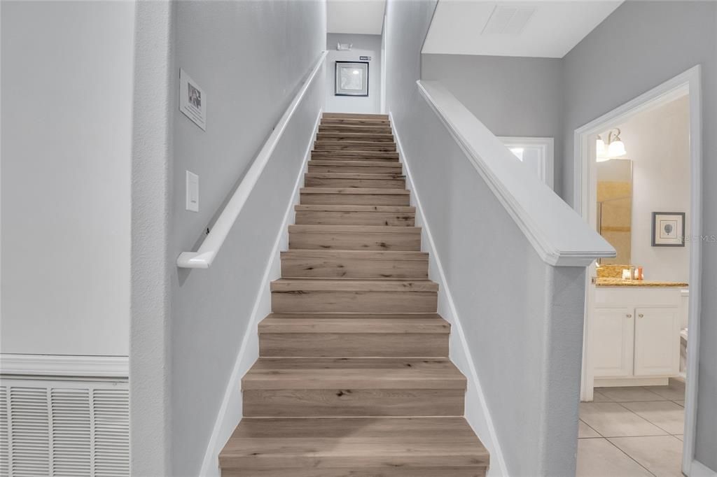 En Venta: $339,000 (4 camas, 3 baños, 1902 Pies cuadrados)