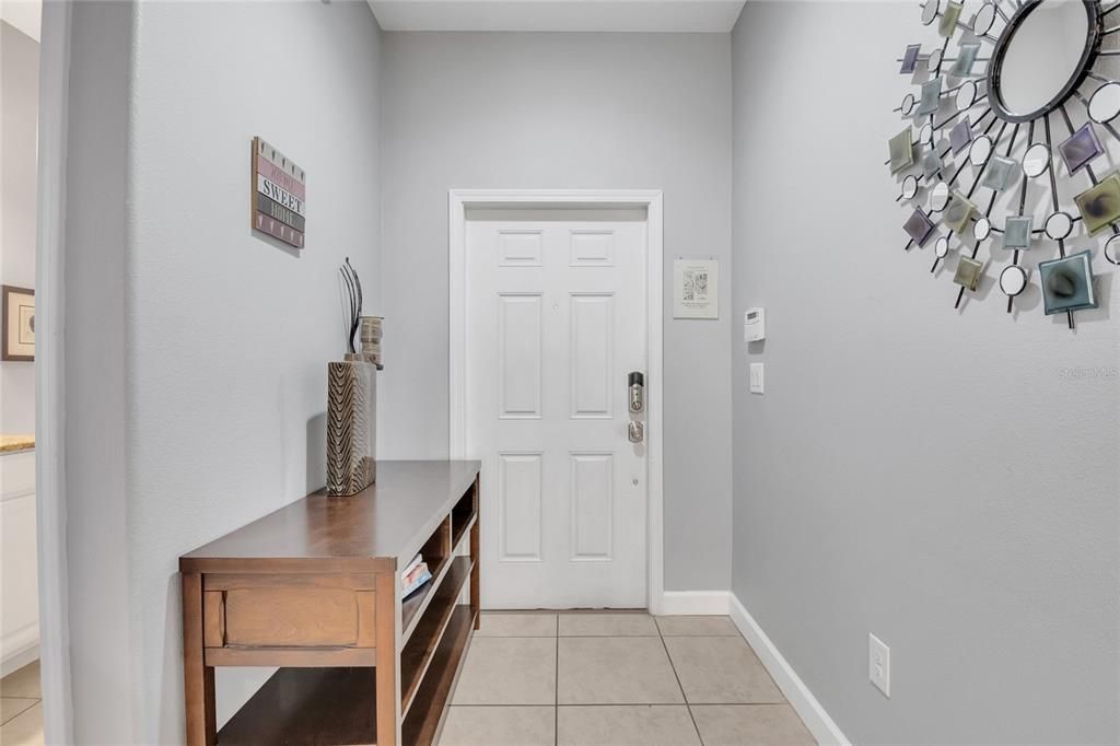 En Venta: $339,000 (4 camas, 3 baños, 1902 Pies cuadrados)