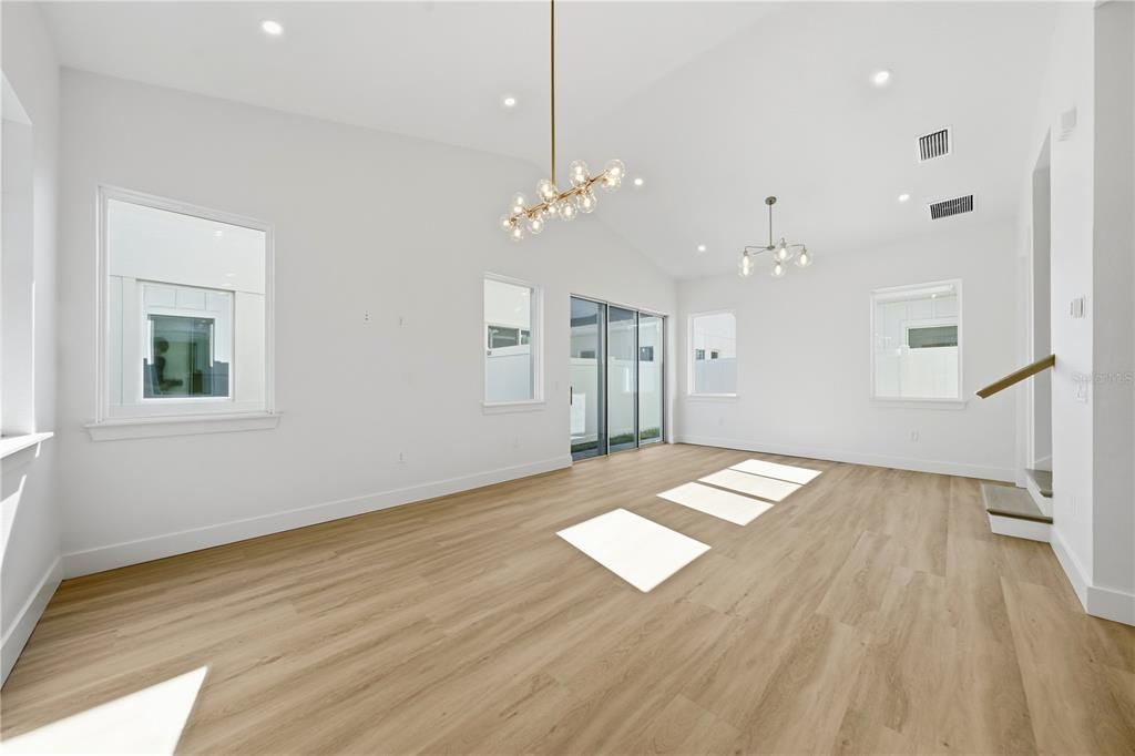 В аренду: $3,750 (3 спален, 2 ванн, 1458 Квадратных фут)