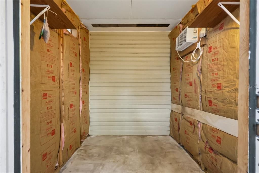 На продажу: $165,000 (2 спален, 2 ванн, 960 Квадратных фут)