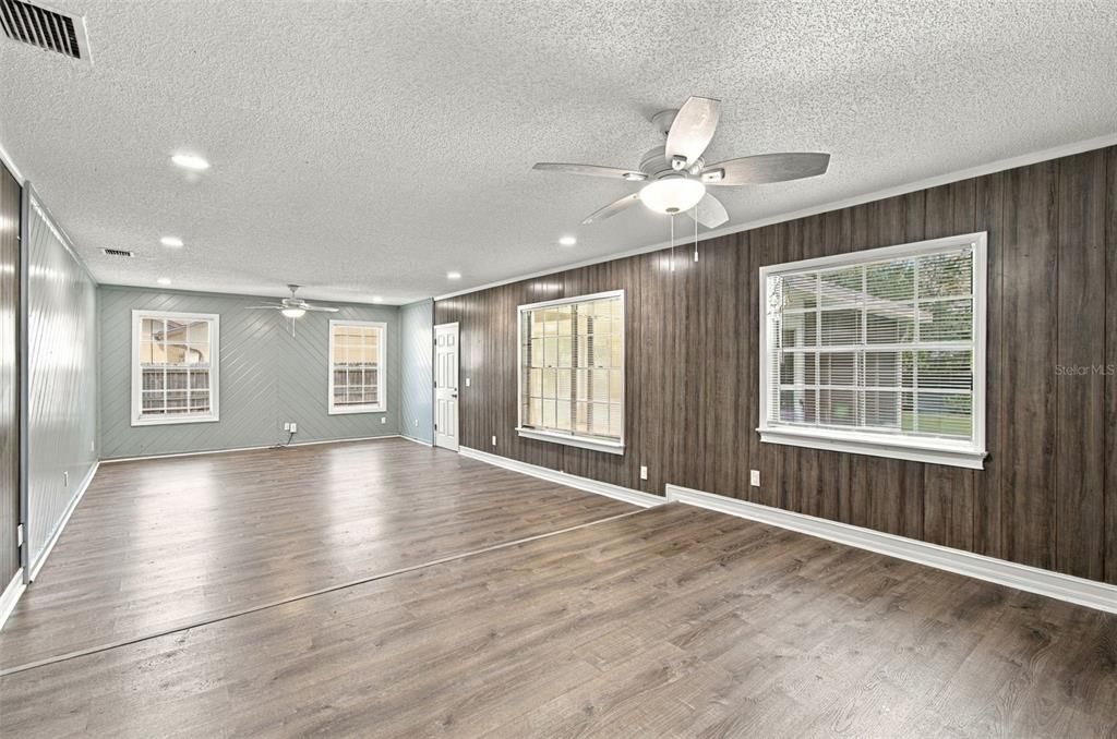For Sale: $765,000 (10 beds, 0 baths, 2666 Square Feet)
