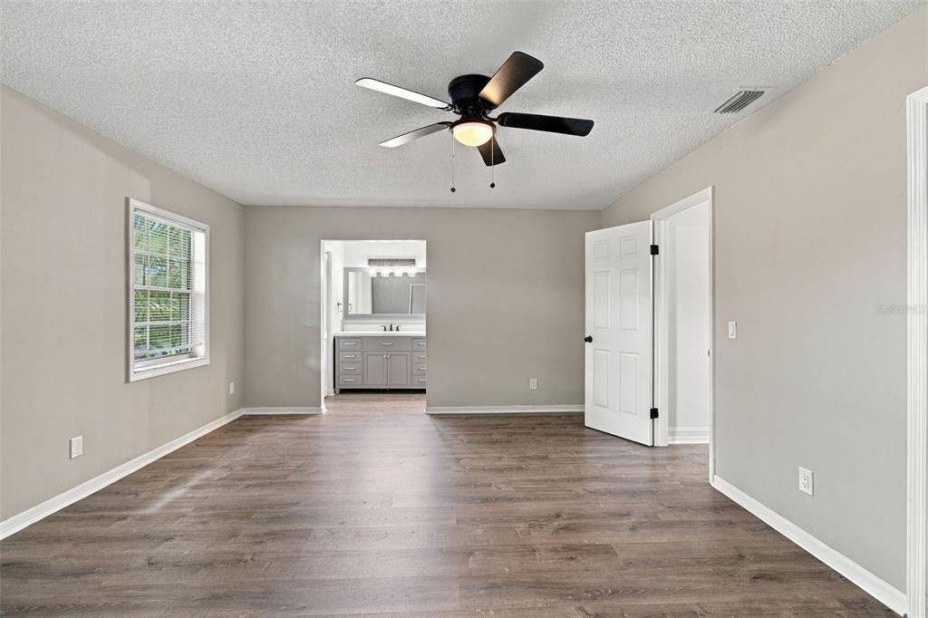 For Sale: $765,000 (10 beds, 0 baths, 2666 Square Feet)