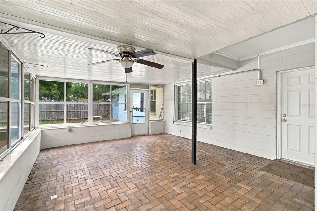 For Sale: $765,000 (10 beds, 0 baths, 2666 Square Feet)