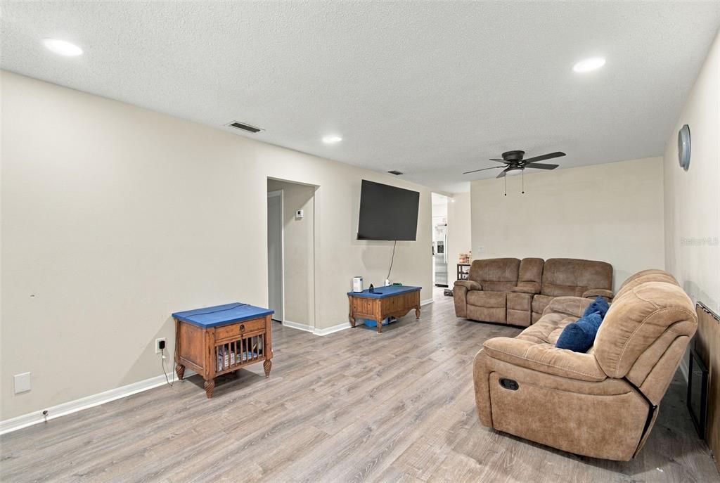 For Sale: $765,000 (10 beds, 0 baths, 2666 Square Feet)