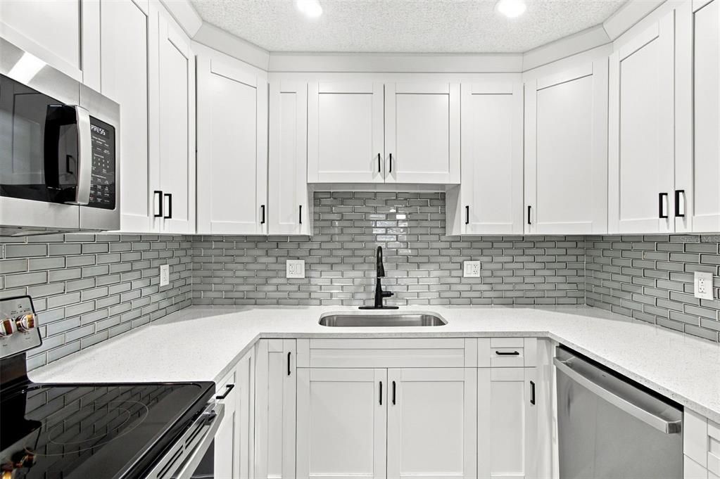 For Sale: $765,000 (10 beds, 0 baths, 2666 Square Feet)