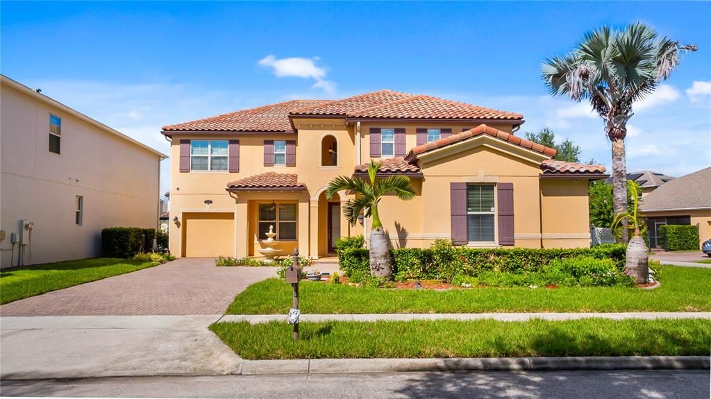 For Sale: $945,000 (4 beds, 3 baths, 3264 Square Feet)