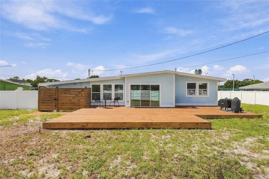 На продажу: $444,000 (3 спален, 2 ванн, 1452 Квадратных фут)