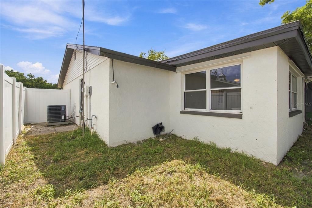 En Venta: $225,000 (2 camas, 1 baños, 1285 Pies cuadrados)