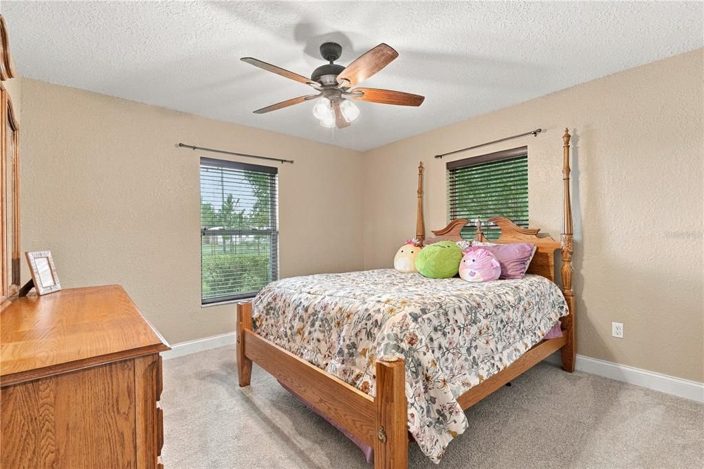 For Sale: $420,000 (3 beds, 2 baths, 1596 Square Feet)