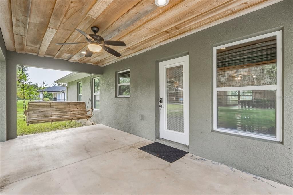 For Sale: $420,000 (3 beds, 2 baths, 1596 Square Feet)