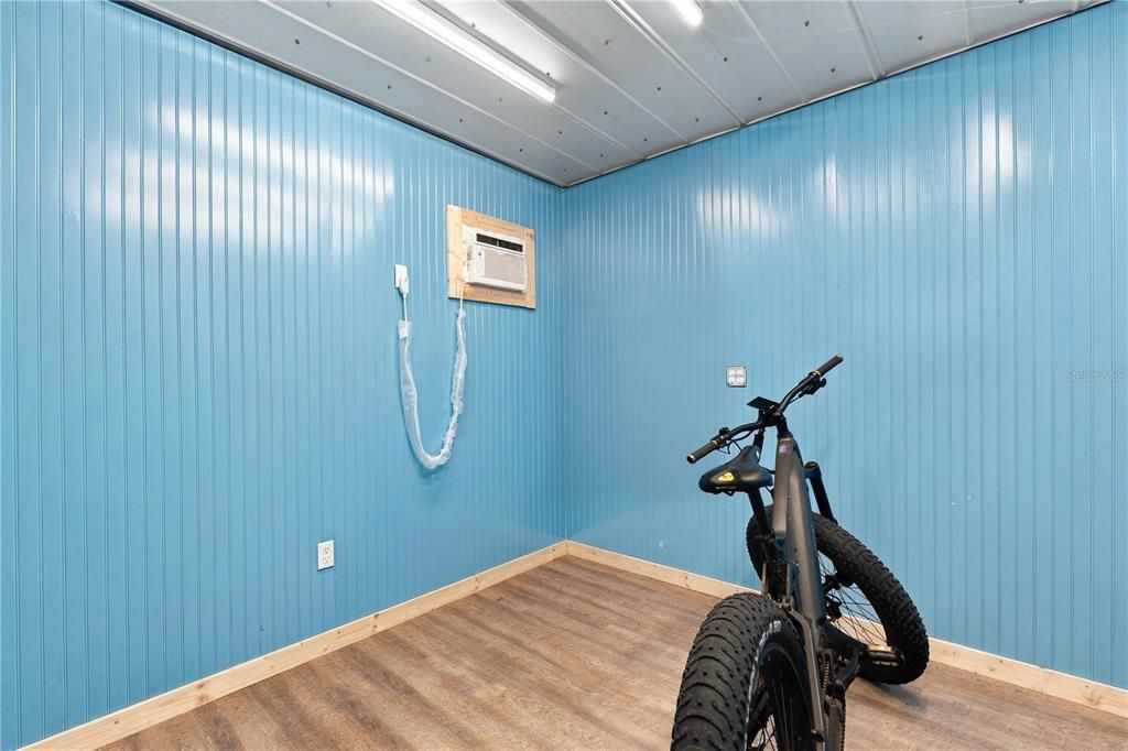 For Sale: $420,000 (3 beds, 2 baths, 1596 Square Feet)