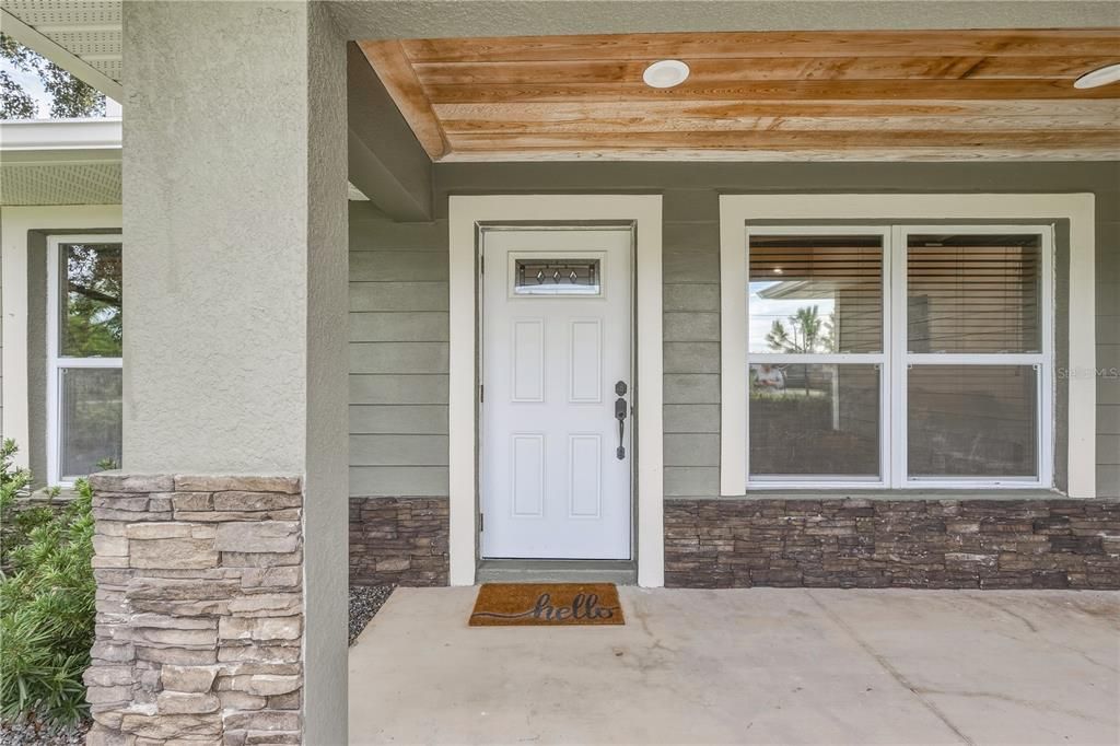 For Sale: $420,000 (3 beds, 2 baths, 1596 Square Feet)