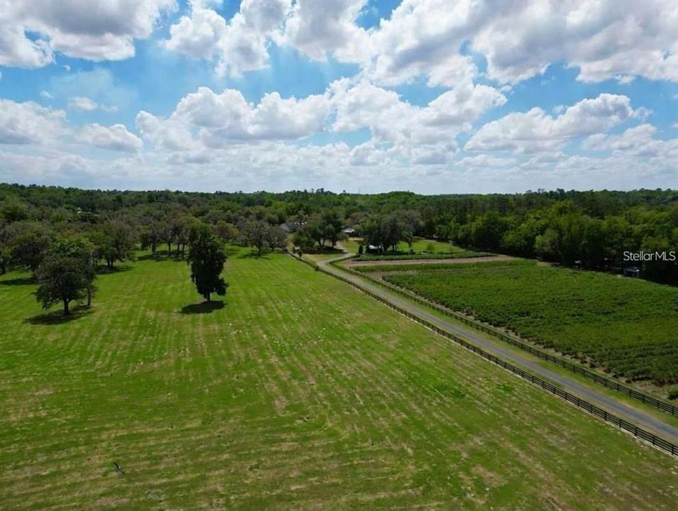 На продажу: $515,000 (10.00 acres)