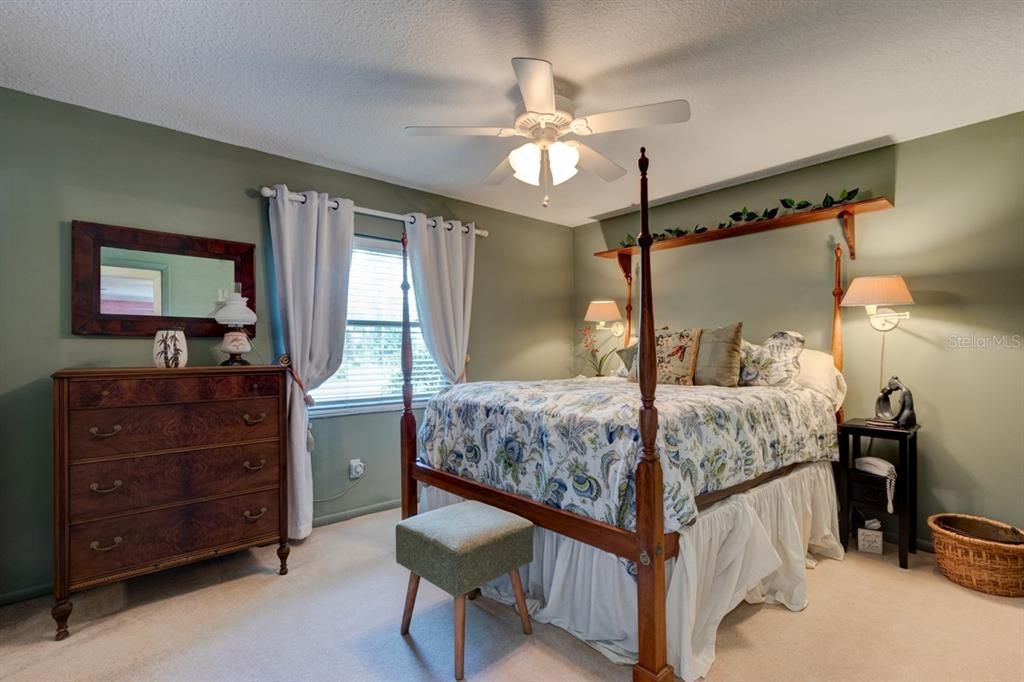 For Sale: $619,000 (3 beds, 2 baths, 2119 Square Feet)
