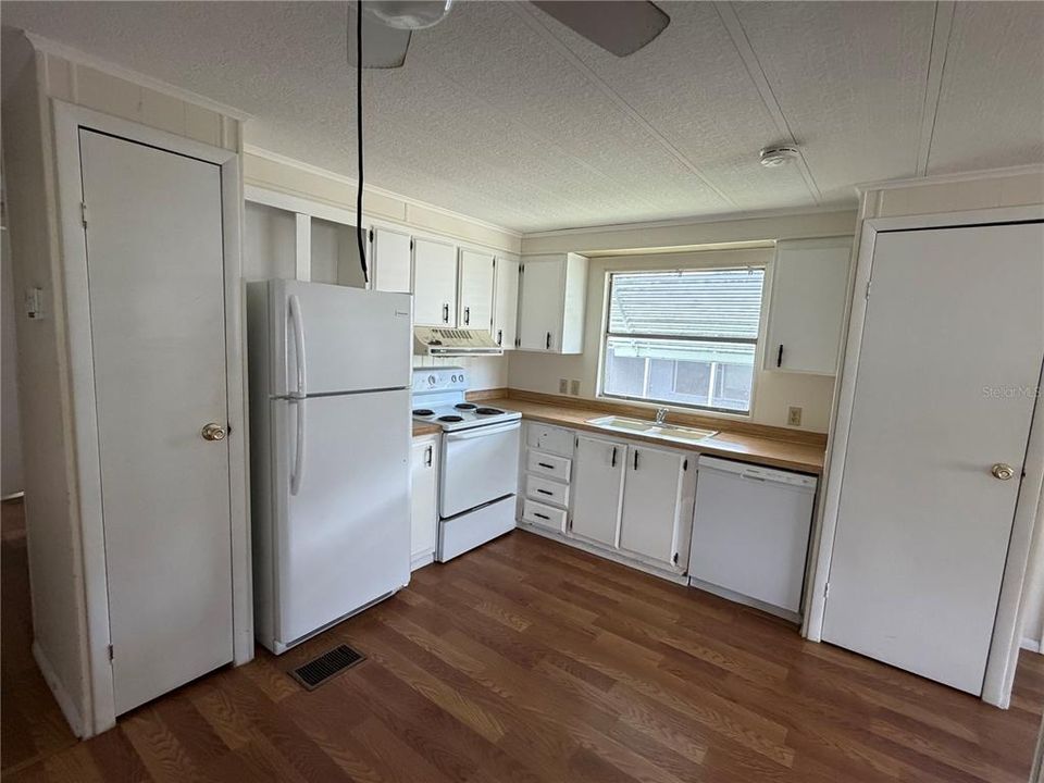 En Venta: $125,000 (2 camas, 2 baños, 1050 Pies cuadrados)