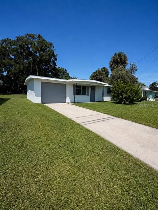 For Rent: $1,650 (3 beds, 1 baths, 768 Square Feet)