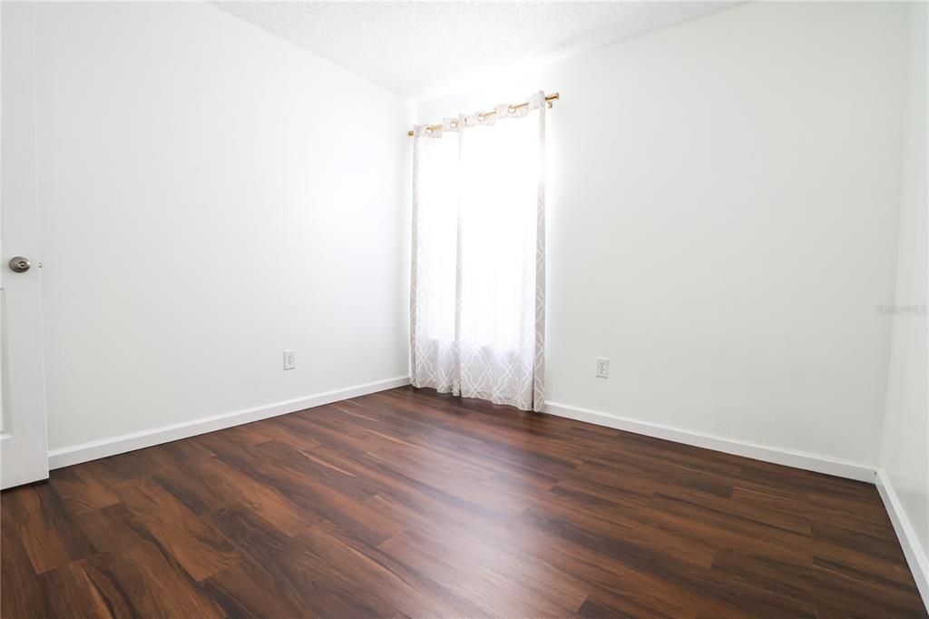 На продажу: $339,000 (3 спален, 3 ванн, 1570 Квадратных фут)