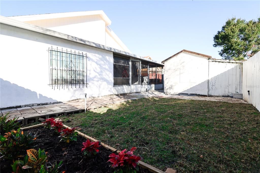 На продажу: $339,000 (3 спален, 3 ванн, 1570 Квадратных фут)