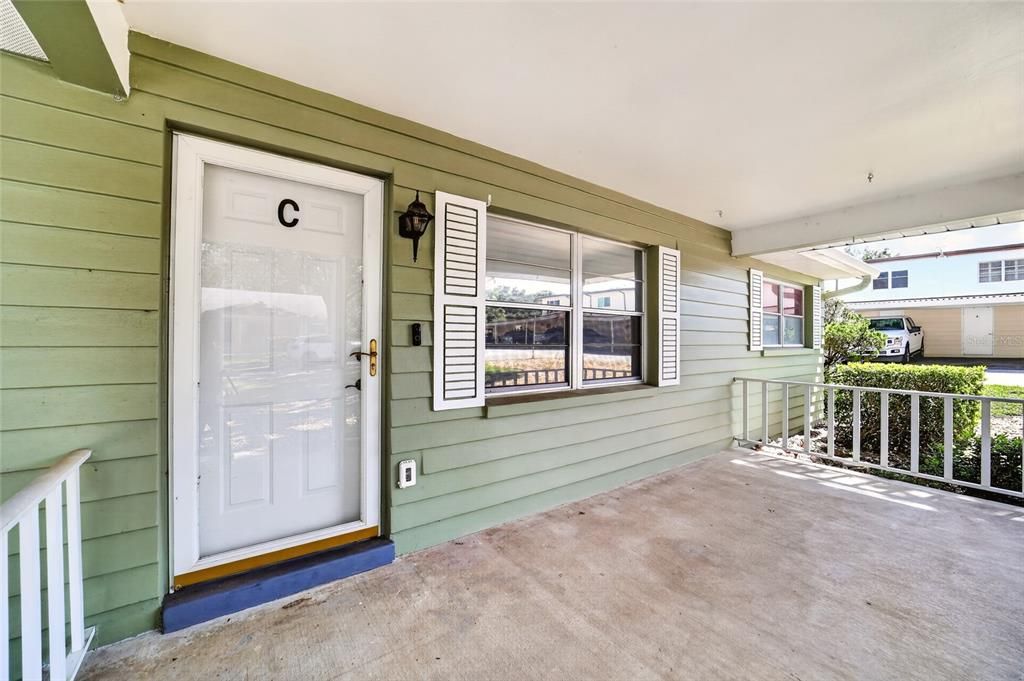 For Sale: $159,900 (2 beds, 2 baths, 1434 Square Feet)