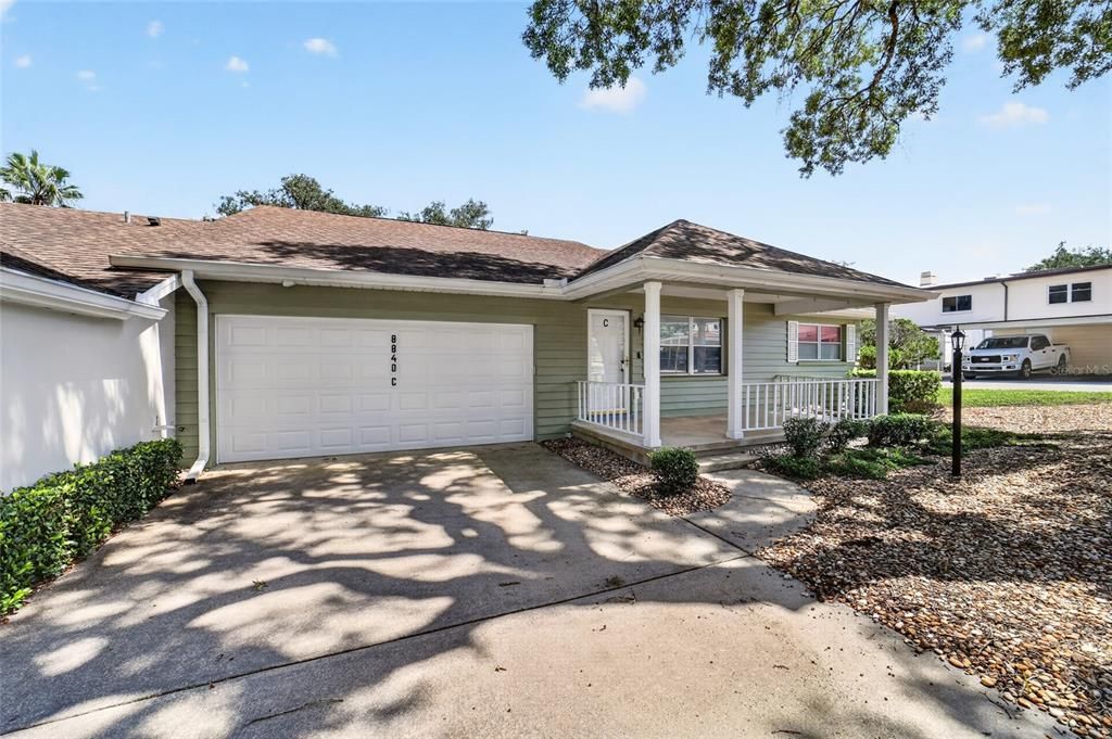 For Sale: $159,900 (2 beds, 2 baths, 1434 Square Feet)