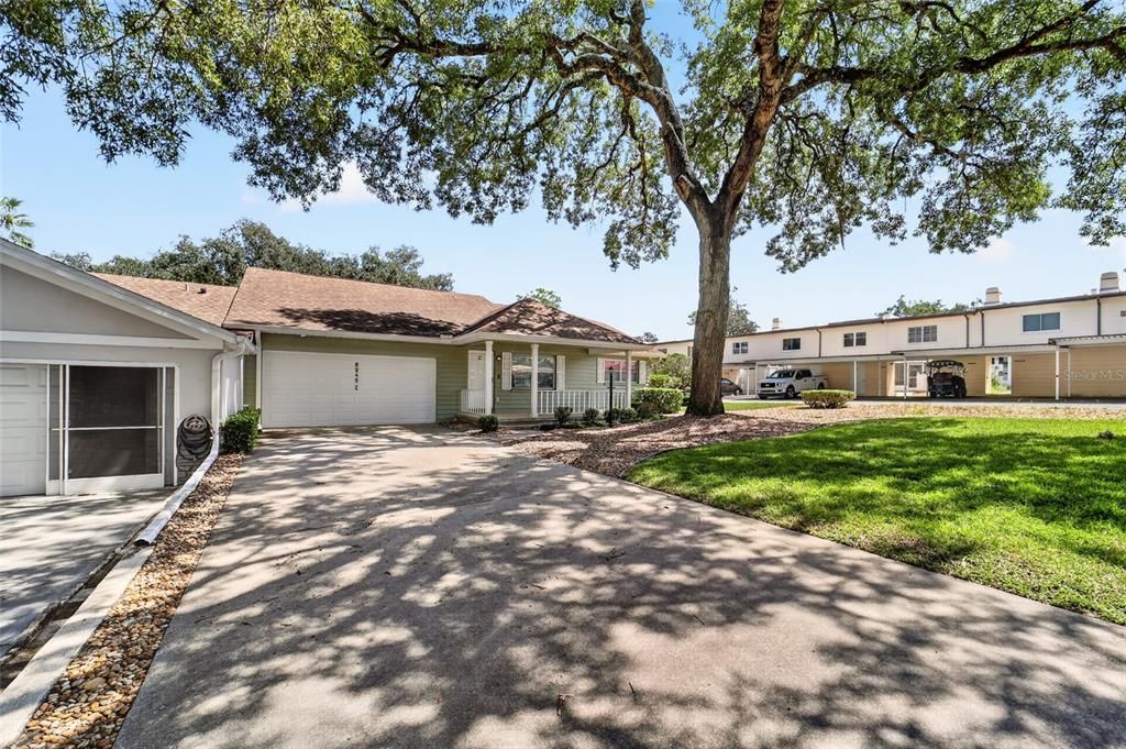 For Sale: $159,900 (2 beds, 2 baths, 1434 Square Feet)