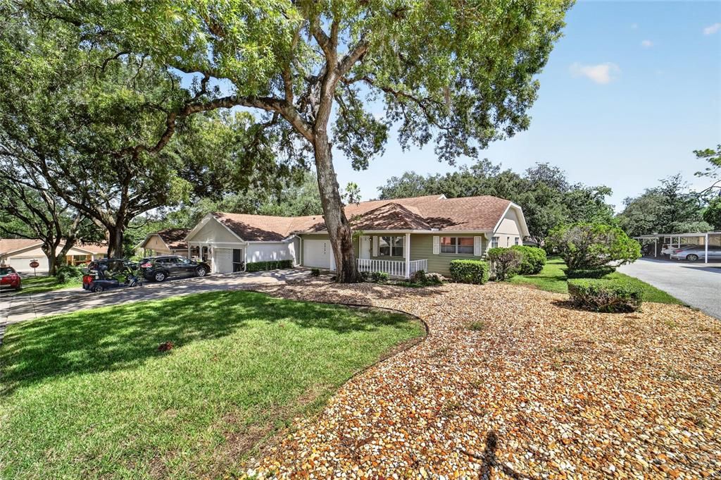 For Sale: $159,900 (2 beds, 2 baths, 1434 Square Feet)