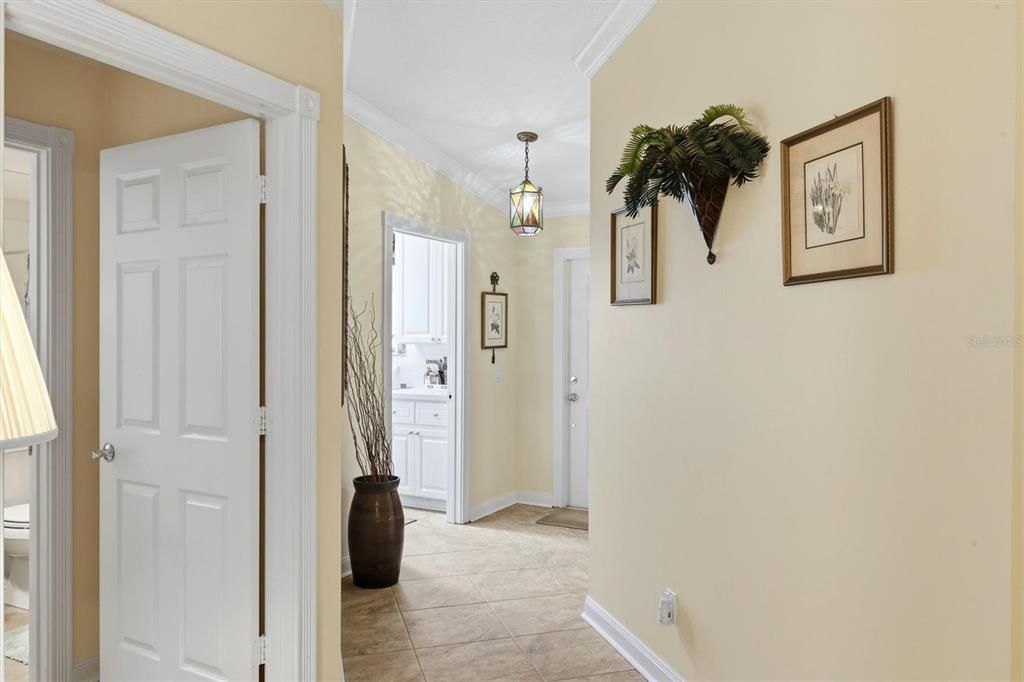 Active With Contract: $420,000 (2 beds, 2 baths, 1693 Square Feet)