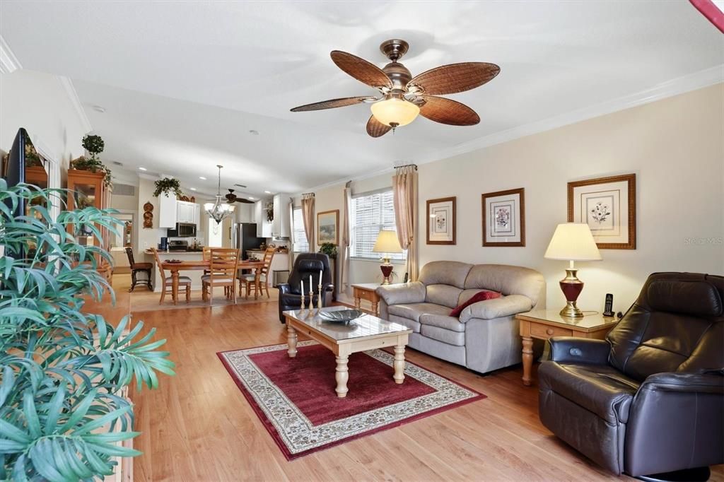 Active With Contract: $420,000 (2 beds, 2 baths, 1693 Square Feet)