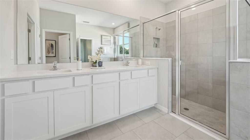 For Sale: $567,000 (4 beds, 3 baths, 2794 Square Feet)