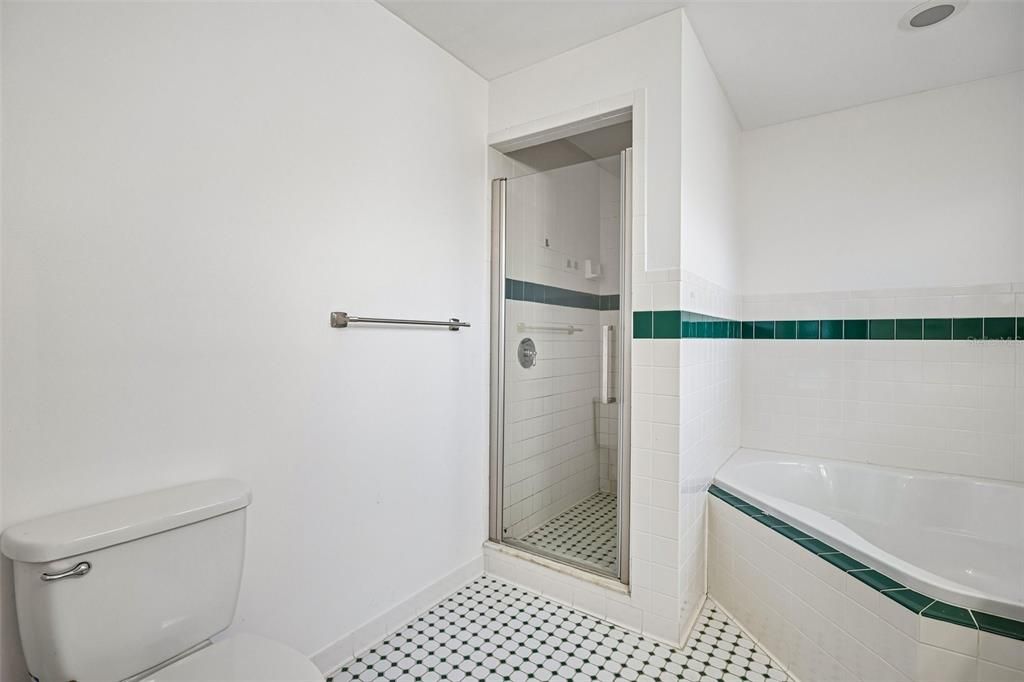 En Venta: $514,500 (3 camas, 2 baños, 1930 Pies cuadrados)