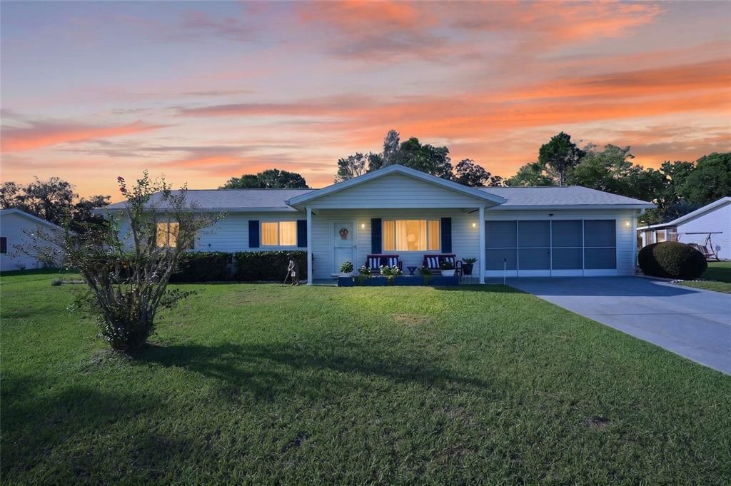 For Sale: $229,999 (2 beds, 2 baths, 1008 Square Feet)