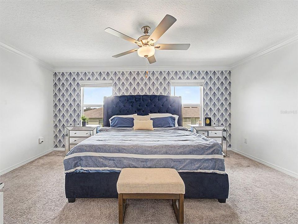 For Sale: $325,000 (3 beds, 2 baths, 1634 Square Feet)