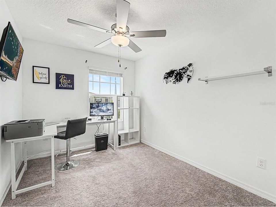 For Sale: $325,000 (3 beds, 2 baths, 1634 Square Feet)