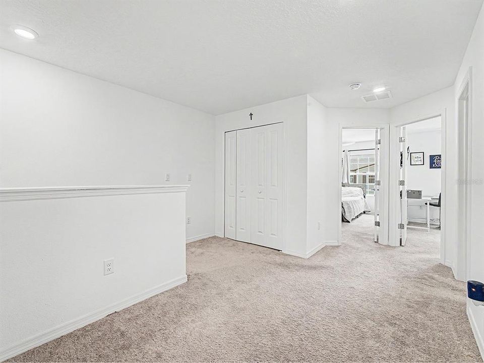 For Sale: $325,000 (3 beds, 2 baths, 1634 Square Feet)