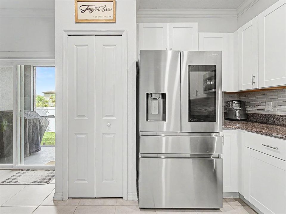 For Sale: $325,000 (3 beds, 2 baths, 1634 Square Feet)