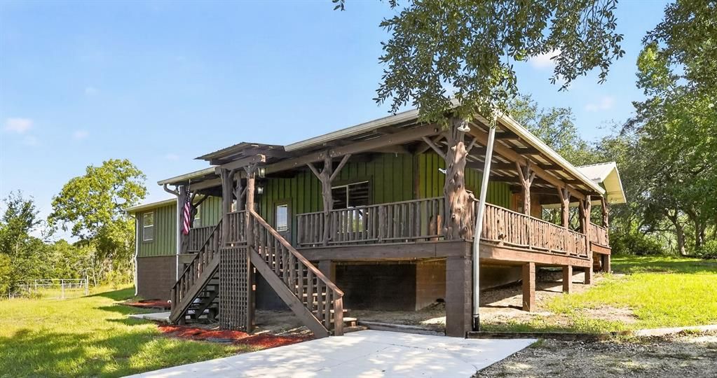 En Venta: $575,000 (3 camas, 3 baños, 2294 Pies cuadrados)