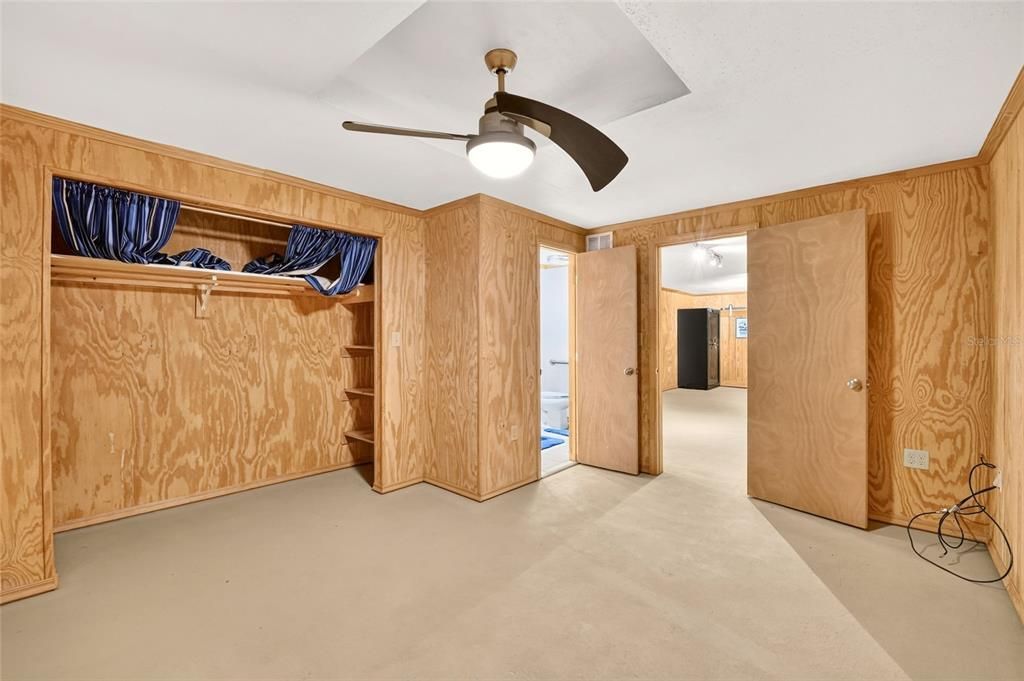 En Venta: $575,000 (3 camas, 3 baños, 2294 Pies cuadrados)