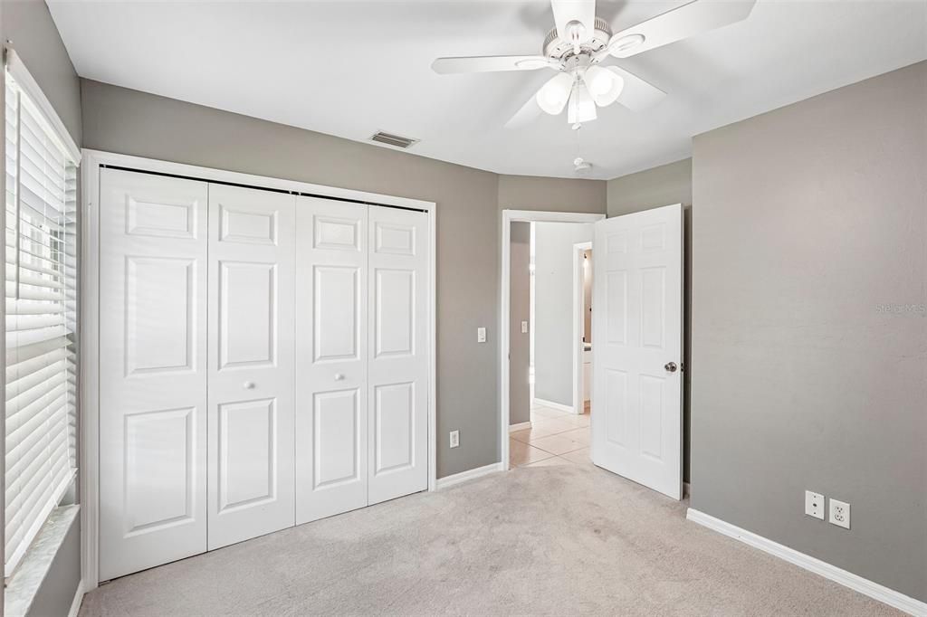 For Sale: $240,000 (3 beds, 2 baths, 1192 Square Feet)