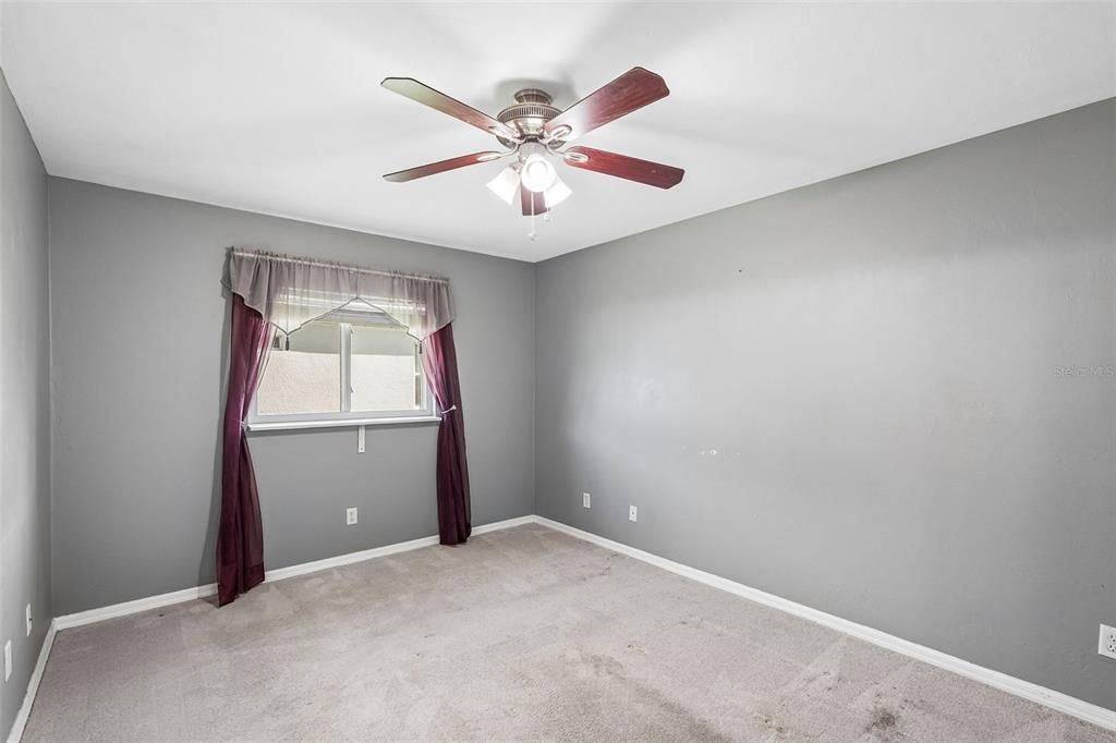 For Sale: $240,000 (3 beds, 2 baths, 1192 Square Feet)