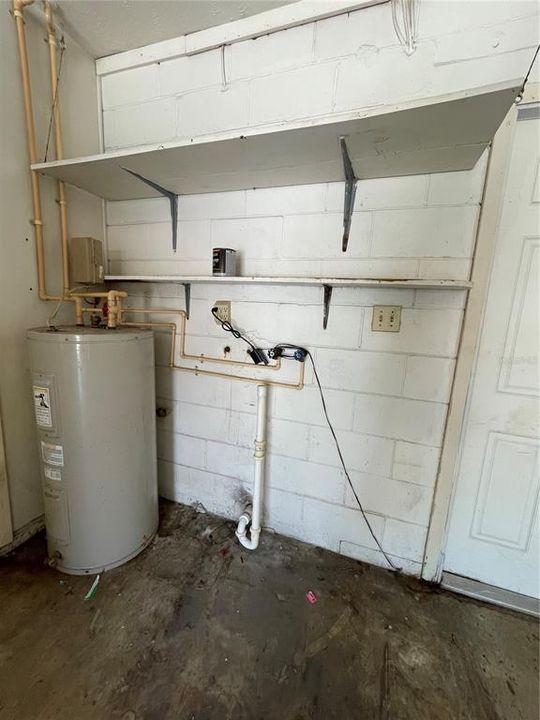 For Sale: $328,900 (3 beds, 2 baths, 1350 Square Feet)