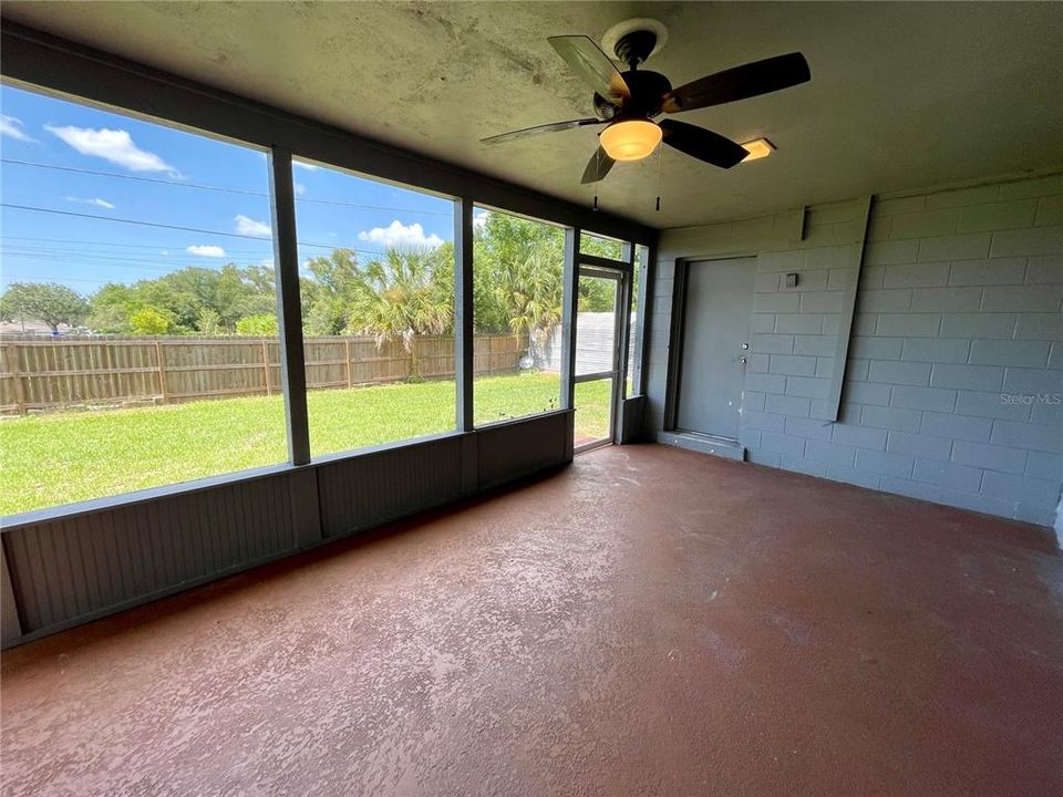 For Sale: $328,900 (3 beds, 2 baths, 1350 Square Feet)