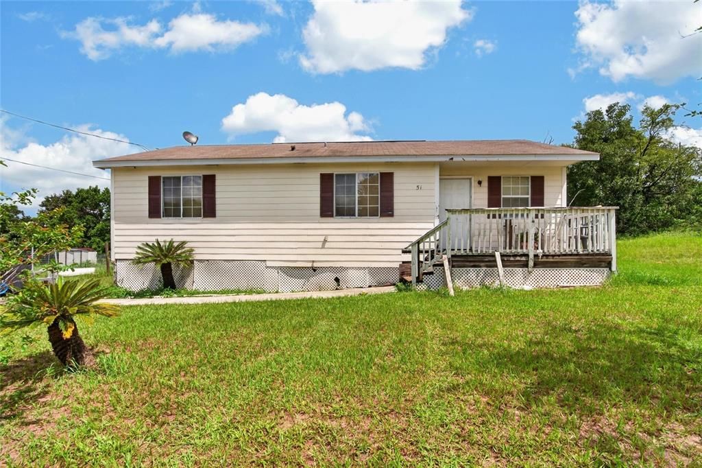 For Sale: $150,000 (3 beds, 2 baths, 984 Square Feet)