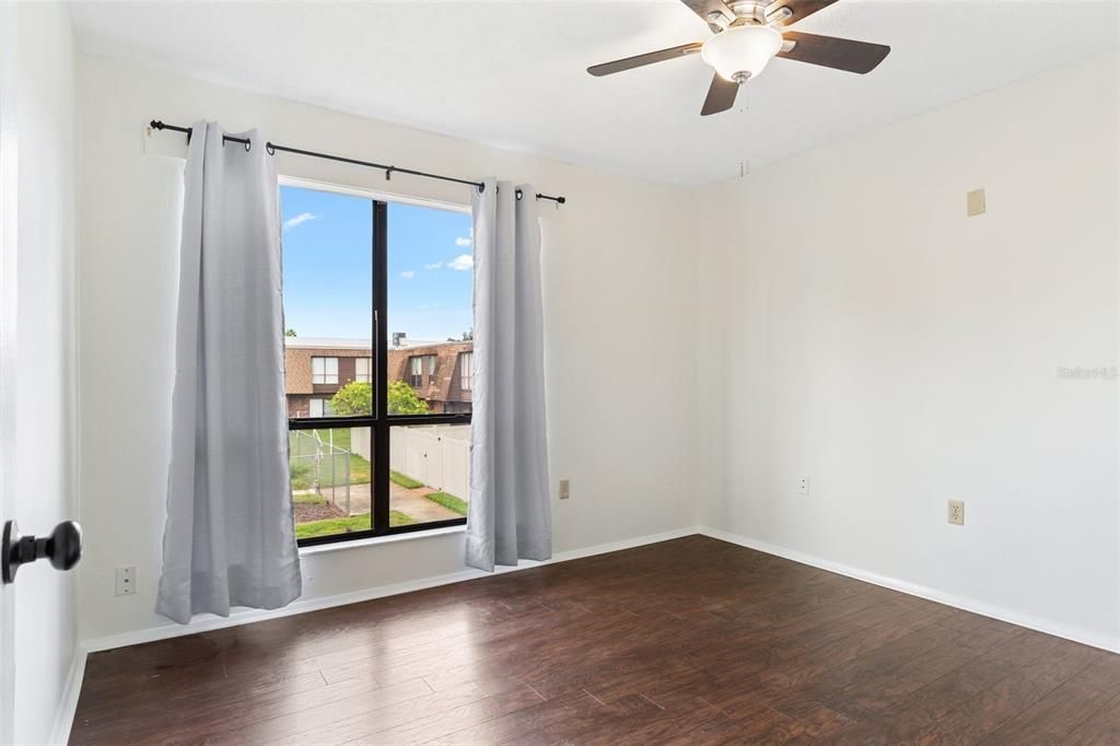 For Sale: $164,900 (4 beds, 2 baths, 1730 Square Feet)